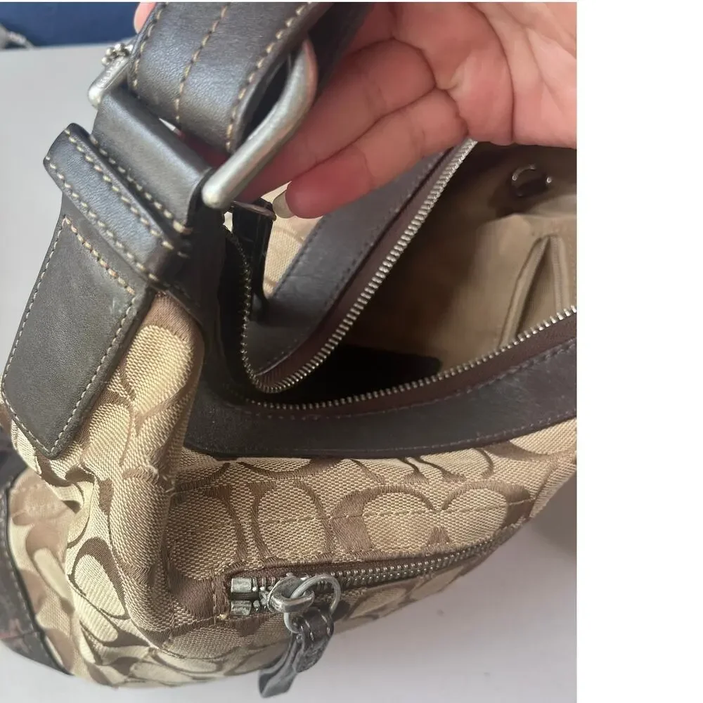 Coach Signature Jacquard Shoulder Bag Brown Tan Canvas Leather Trim Zip Top